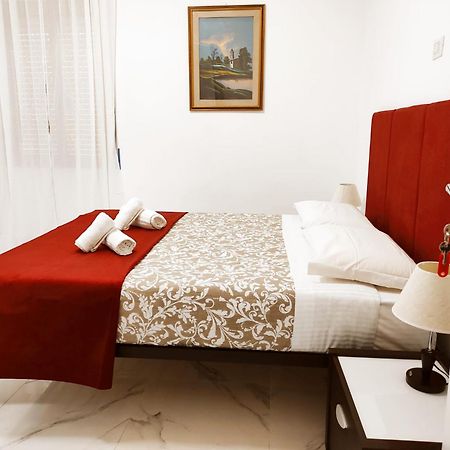 Stazione Telese 41 Bed & Breakfast Roma Dış mekan fotoğraf